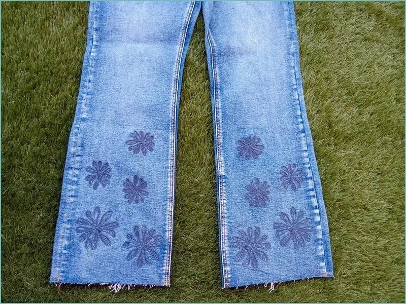 Vaqueros Desigual rectos bordados flores talla 40 nuevos
